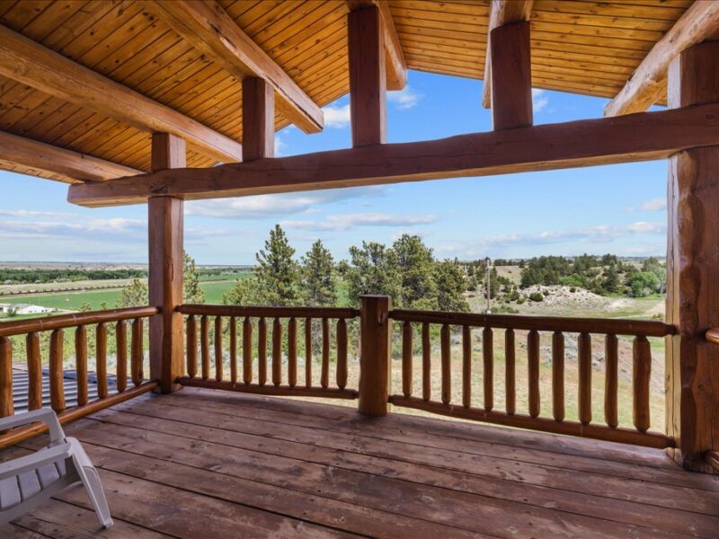 Beautiful Yellowstone River valley views from the 2nd floor balcony